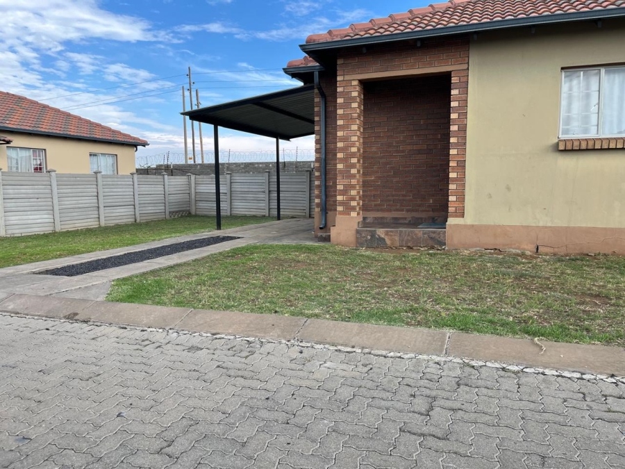3 Bedroom Property for Sale in Waterkloof East North West